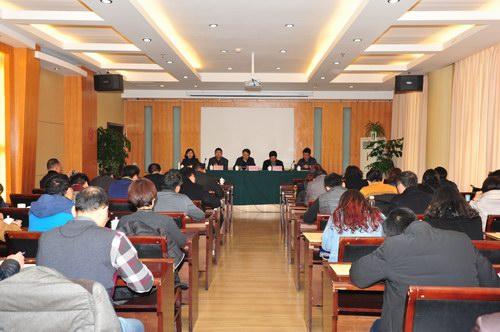 河南省2016年成人高考錄取工作正在進(jìn)行